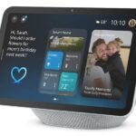 Amazon Echo Show 5 (último modelo), pantalla inteligente con Alexa+ Early Access, el doble de graves y un sonido más nítido, color carbón